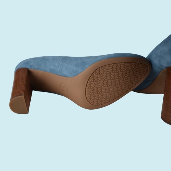 Michael Kors Suede Pump Size 9M Chambray Blue Susan Flex Stacked Heel NWOB - Picture 13 of 15